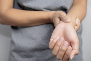 Síndrome do Túnel do Carpo: Entenda o que é e os possíveis tratamentos